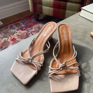 L’intervalle Nude Strappy Square-Toe Heeled Sandals